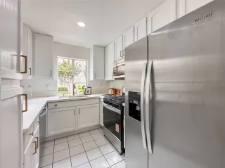 Photo #2: OC25194834 Listing