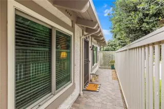 Photo #2: OC25194942 Listing