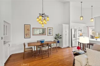 Photo #4: OC25194942 Listing