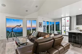 Photo #3: OC25195026 Listing 