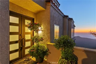 Photo #5: OC25195026 Listing 