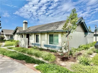 Photo #2: OC25195073 Listing 