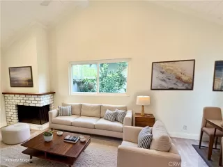 Photo #4: OC25195073 Listing 