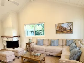 Photo #5: OC25195073 Listing 