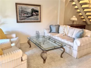 Photo #3: OC25195093 Listing 