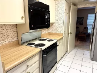 Photo #6: OC25195093 Listing 