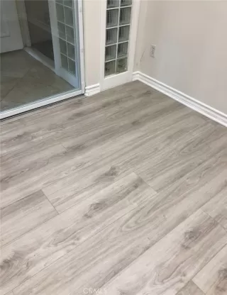 Photo #5: OC25195279 Listing