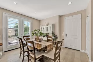 Photo #4: OC25195408 Listing