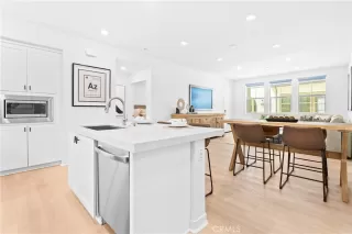 Photo #3: OC25195525 Listing 