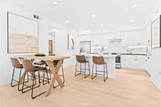 Photo #6: OC25195525 Listing 