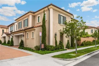 Photo #2: OC25195571 Listing 