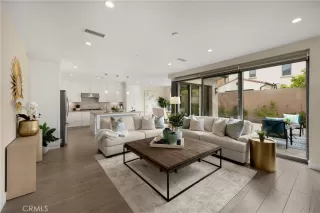 Photo #5: OC25195571 Listing 