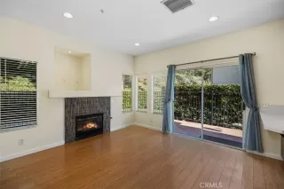 Photo #2: OC25195686 Listing