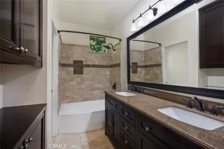 Photo #3: OC25195686 Listing