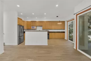 Photo #4: OC25195790 Listing 