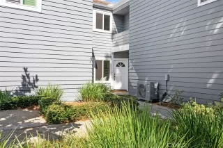 Photo #2: OC25195812 Listing 