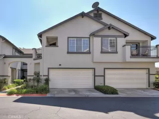 Photo #6: OC25195857 Listing 