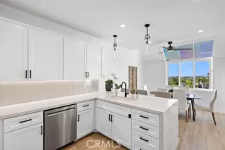 Photo #5: OC25195983 Listing