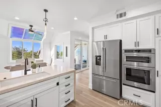 Photo #6: OC25195983 Listing