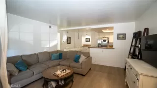 Photo #4: OC25196225 Listing 