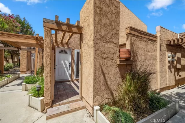 MLS: OC25196237 Condo For Sale