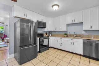 Photo #6: OC25196273 Listing 