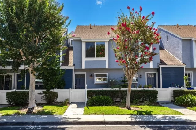 MLS: OC25196385 Condo For Sale