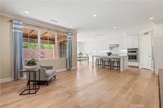 Photo #4: OC25196596 Listing 