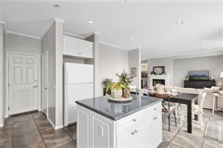 Photo #5: OC25196681 Listing 