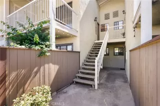 More Details about MLS # OC25197045 : 1101 PACKERS CIRCLE 8