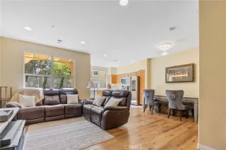 Photo #4: OC25197249 Listing 