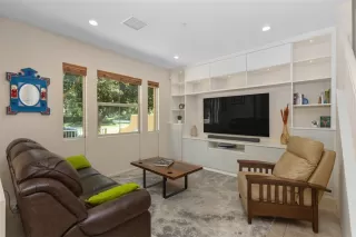 Photo #4: OC25197295 Listing