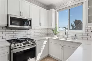 Photo #5: OC25197311 Listing 