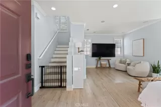 Photo #6: OC25197311 Listing 