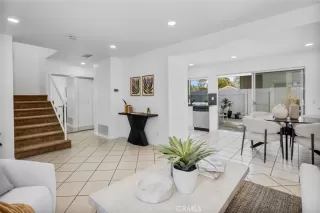 Photo #1: OC25197538 Listing