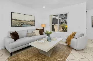 Photo #4: OC25197538 Listing