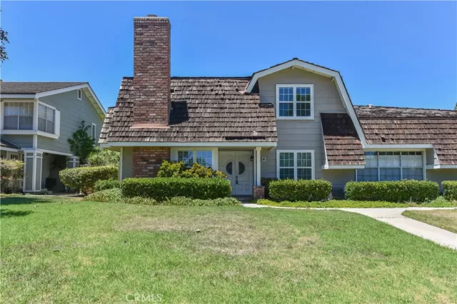 MLS: OC25197701 Condo For Sale