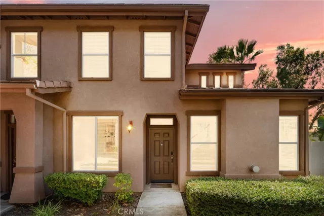 MLS: OC25197872 Condo For Sale