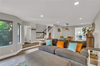 Photo #4: OC25198165 Listing 