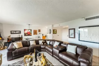 Photo #4: OC25198202 Listing 