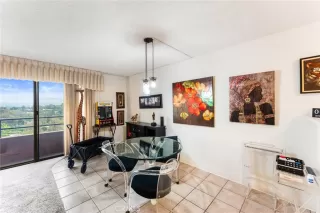 Photo #5: OC25198202 Listing 