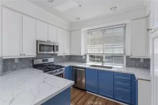 Photo #4: OC25198625 Listing 