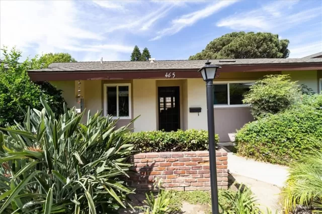 MLS: OC25198671 Condo For Sale