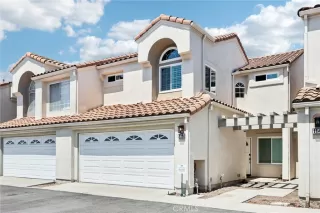 More Details about MLS # OC25199065 : 116 ALMADOR