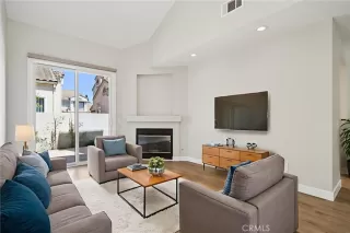 Photo #6: OC25199065 Listing 