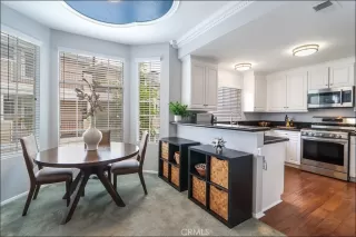 Photo #5: OC25199352 Listing 