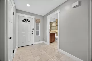 Photo #4: OC25199387 Listing