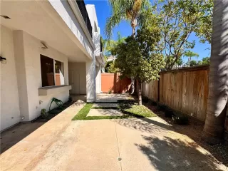 Photo #5: OC25199569 Listing 