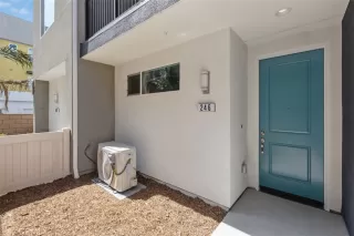 More Details about MLS # OC25200181 : 246 S CASCADE PALM DRIVE