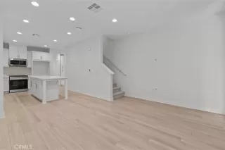 Photo #2: OC25200181 Listing 